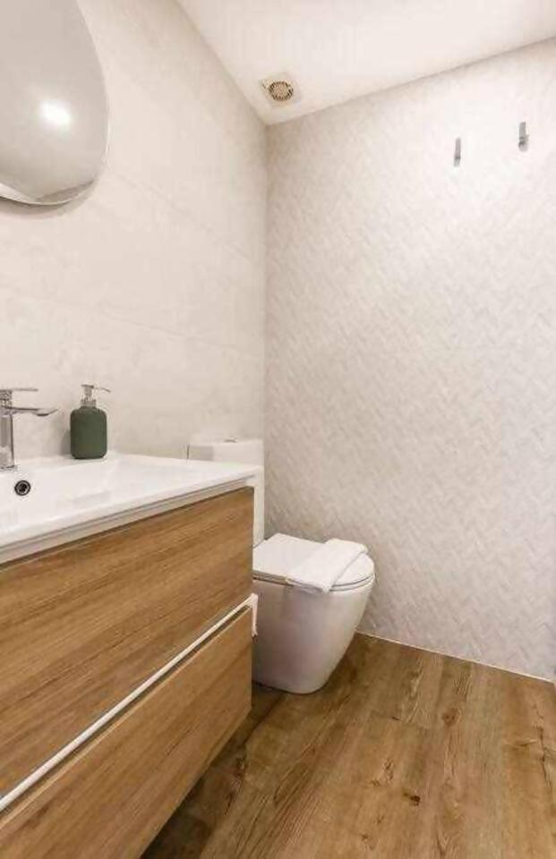 Precioso apartamento en el centro de Nerja Exterior foto
