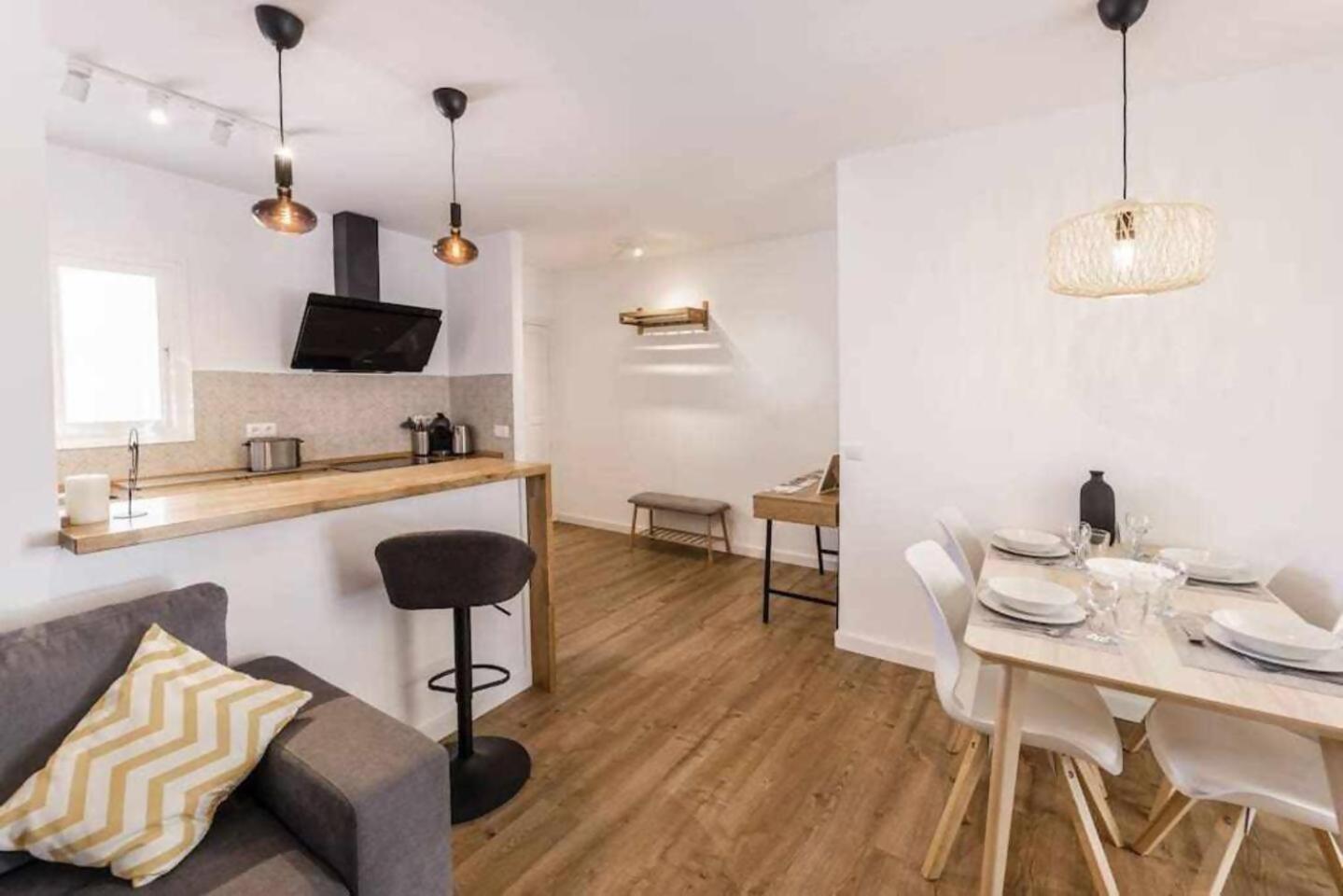 Precioso apartamento en el centro de Nerja Exterior foto